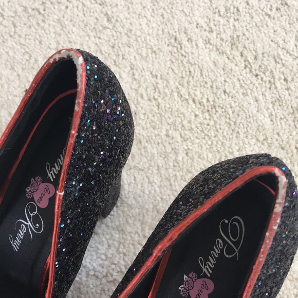 Penny Loves Kenny Ritz Pump - Picture 3 of 5